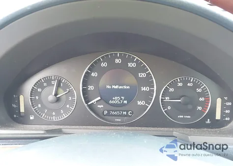 2003 Mercedes-Benz E 320 из США, поврежденный, VIN WDBUF65J73A386482